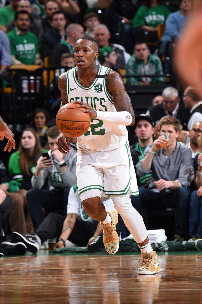 决定其会在 决定其会在